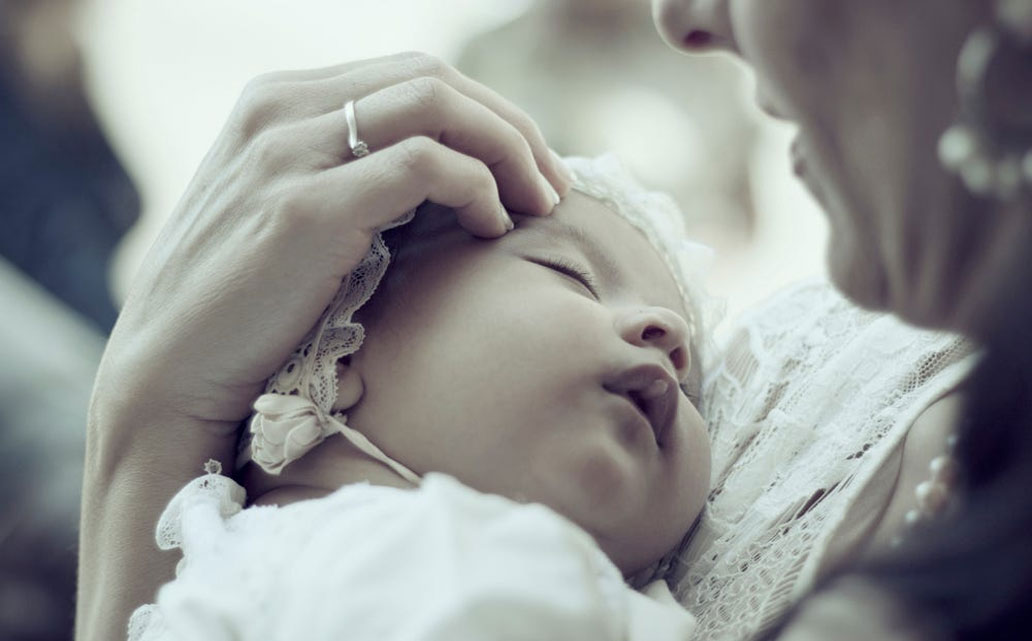 ¿Por qué hay que bautizar a los niños?